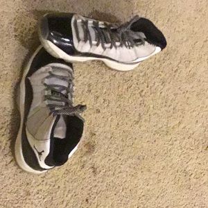 Jordan 11 “concords” size 6.5